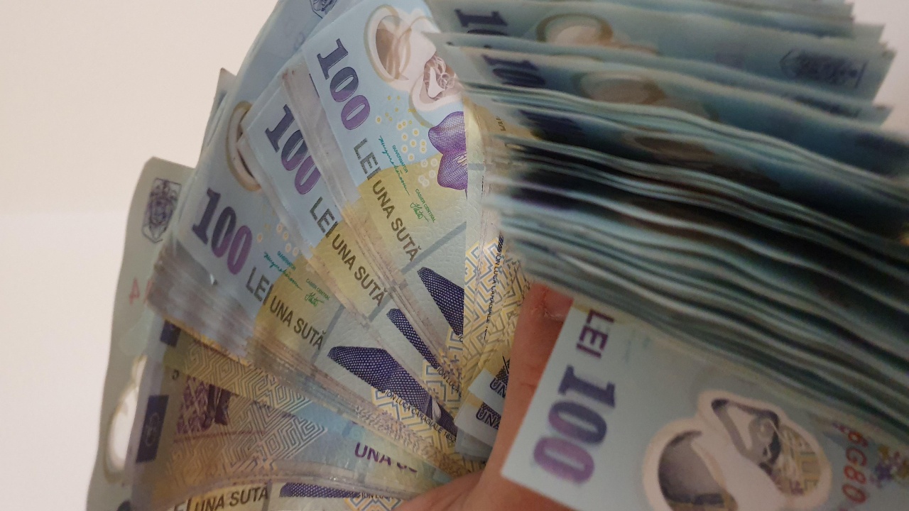 Poprire pe pensie și venituri periodice